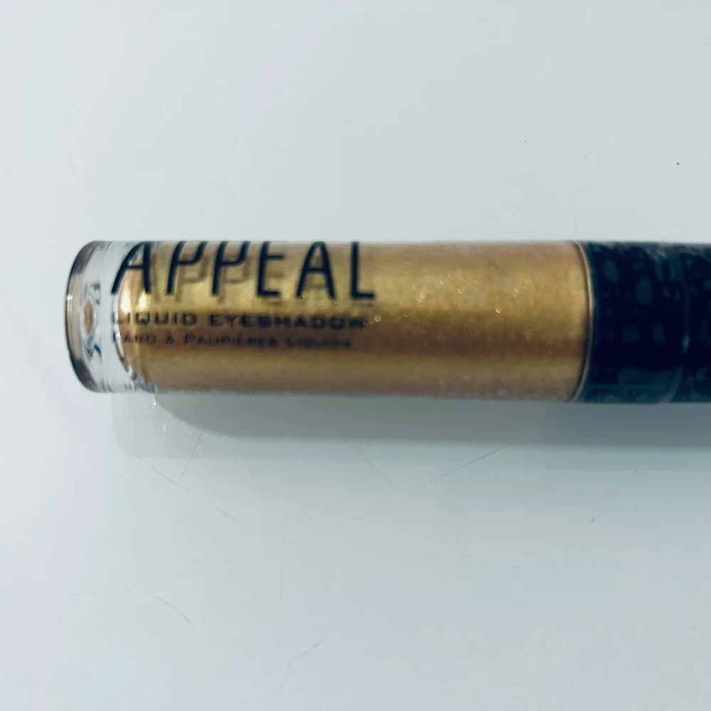 APPEAL GOLD LIQUID EYESHADOW